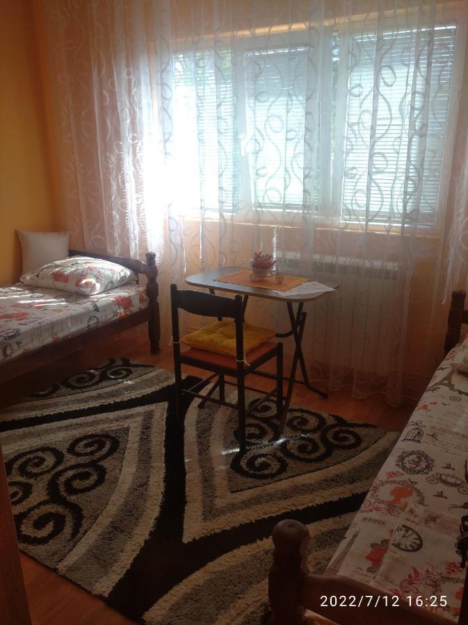 Buric Rooms Nikšić Eksteriør bilde
