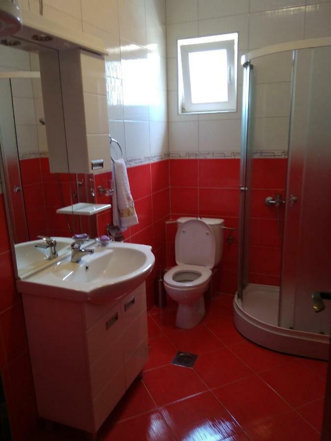 Buric Rooms Nikšić Eksteriør bilde